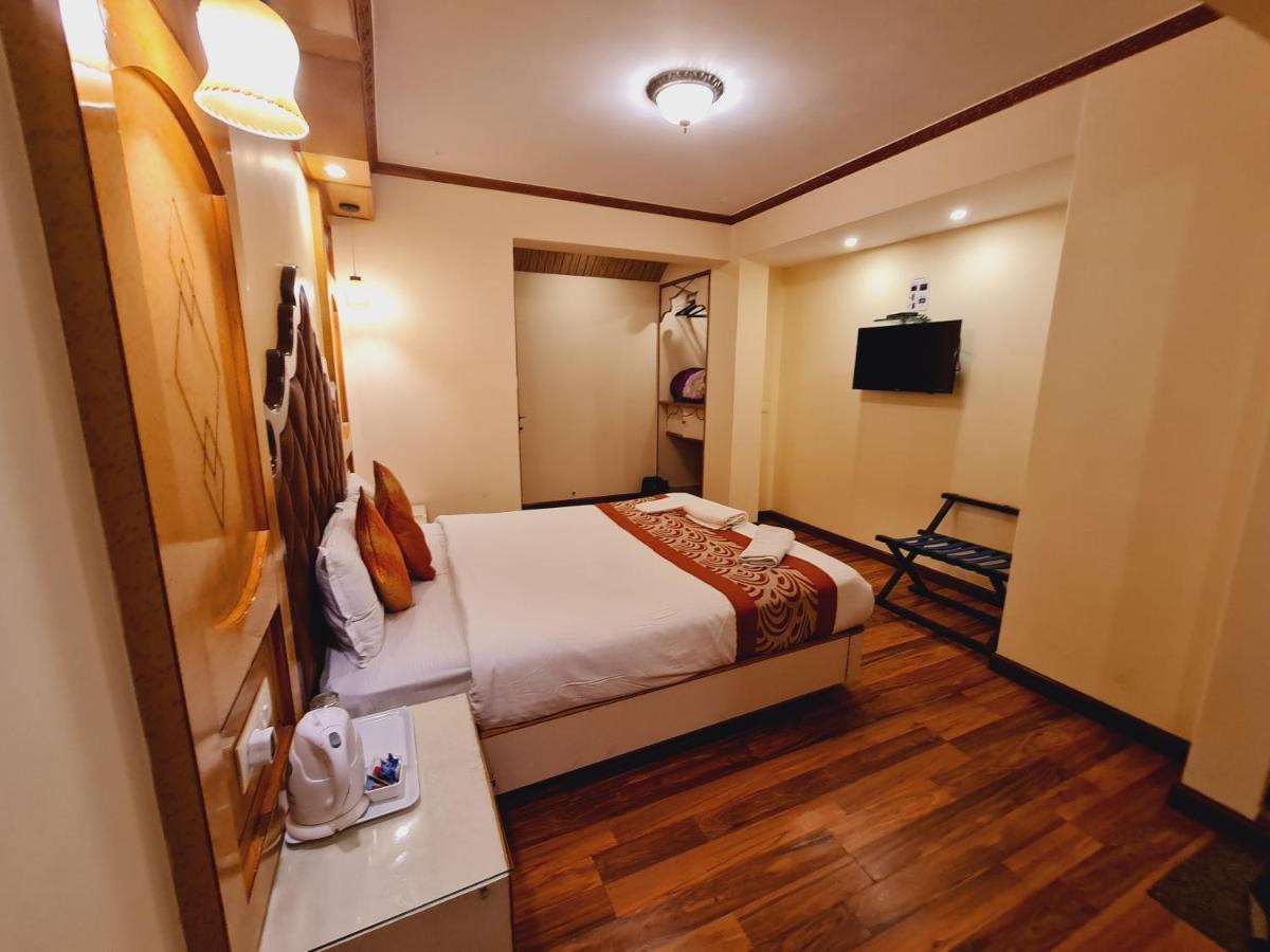 Omega Residency Hotel Darjeeling  Eksteriør billede